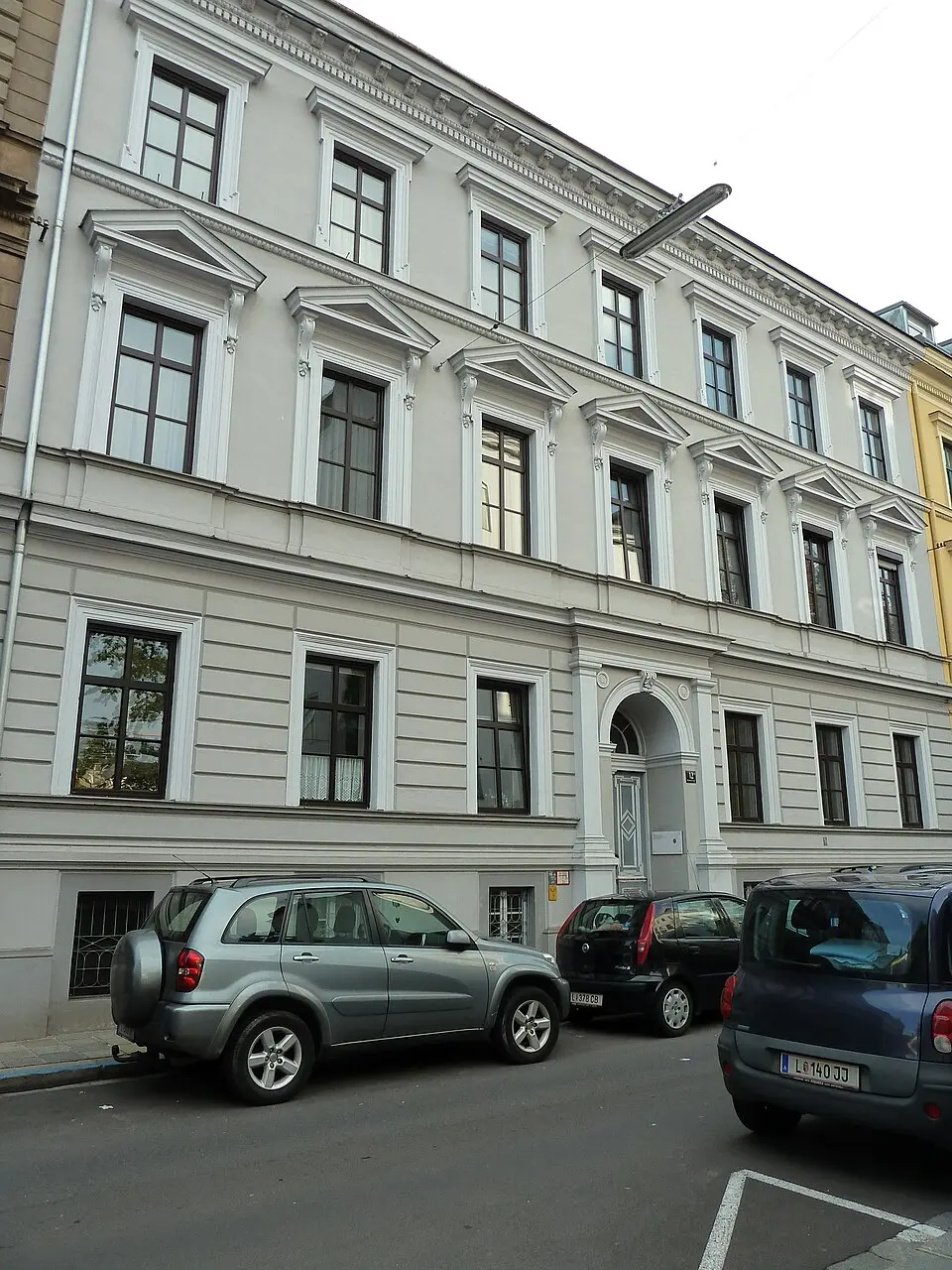 Waltherstraße 12