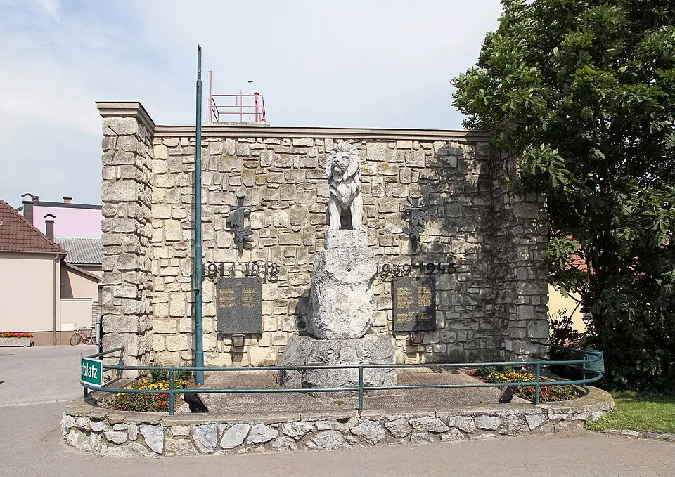 Kriegerdenkmal