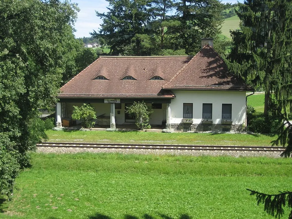 Bahnhof Wang