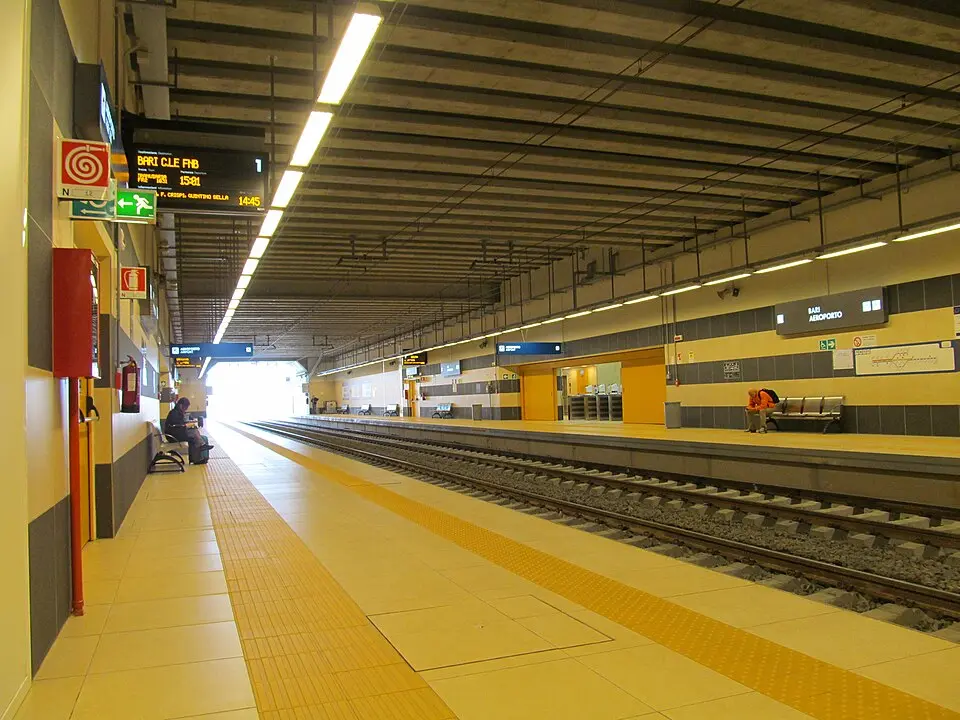 stazione di Bari Aeroporto