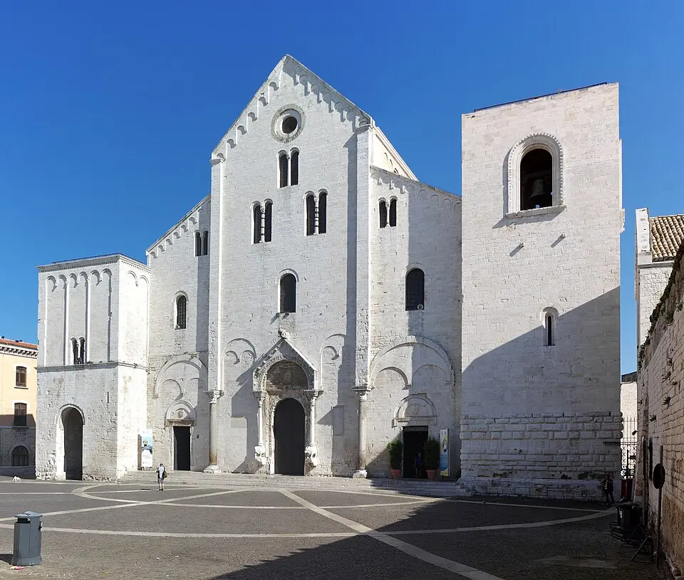 Bazilika sv. Nikolaja, Bari
