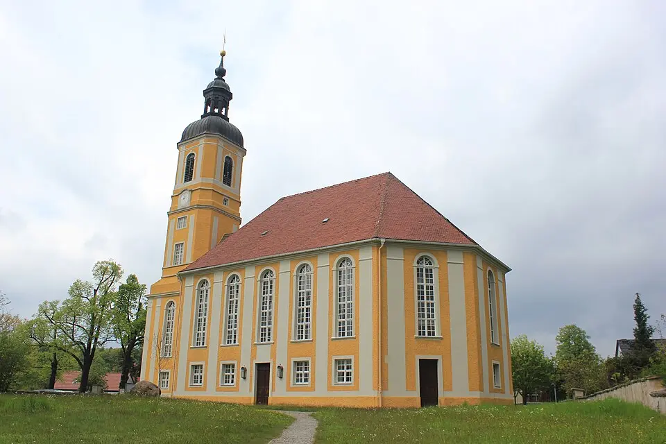 Kirche Oßling