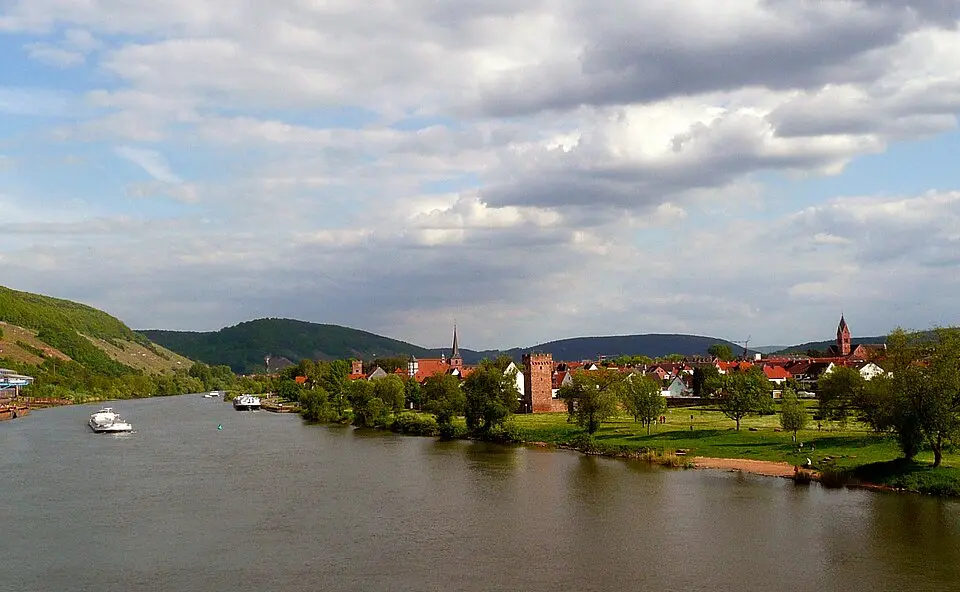 Slika: Jacquesverlaeken · CC BY-SA 3.0 Wörth am Main