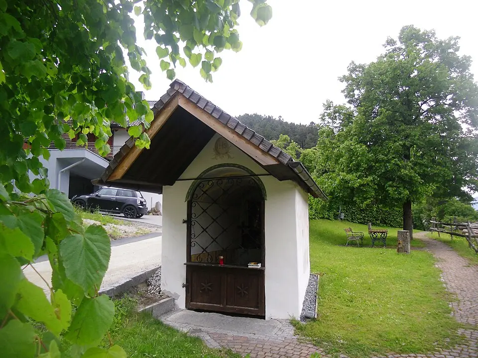 Image: Alletto · CC BY-SA 3.0 AT Wegkapelle zu den Vierzehn Nothelfern
