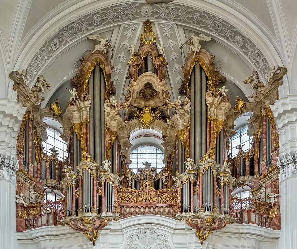 Obrázek: Ermell · CC BY-SA 4.0 Orgeln der Basilika St. Martin