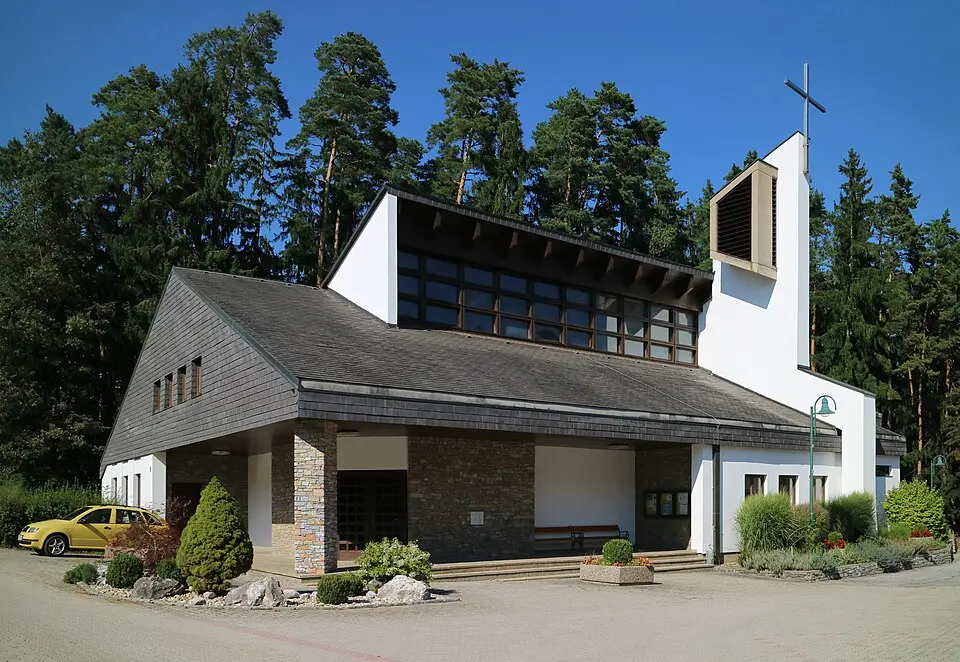 Bild: Clemens Stockner · CC BY-SA 3.0 Filialkirche St. Josef im Walde