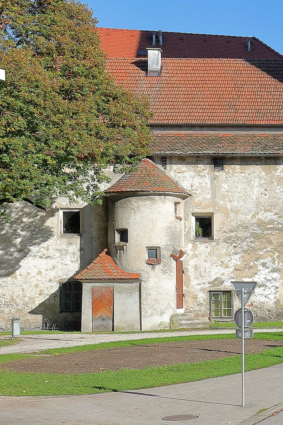 Schalenturm der Stadtbefestigung beim Ledererturm