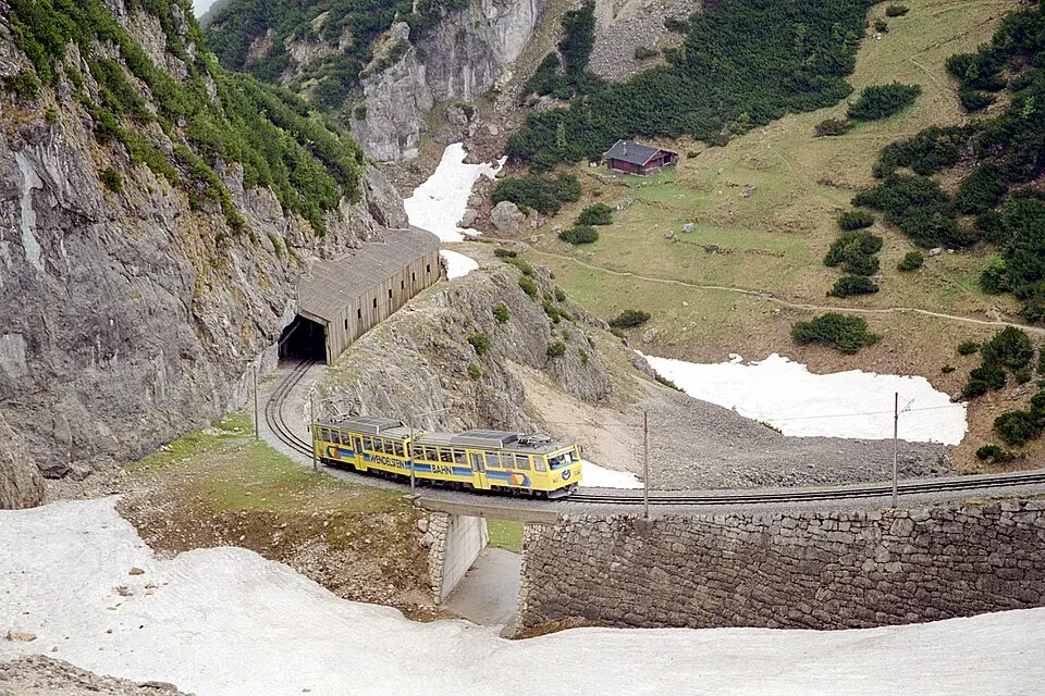Image: Herbert Ortner, Vienna, Austria · CC BY 2.5 Wendelsteinbahn