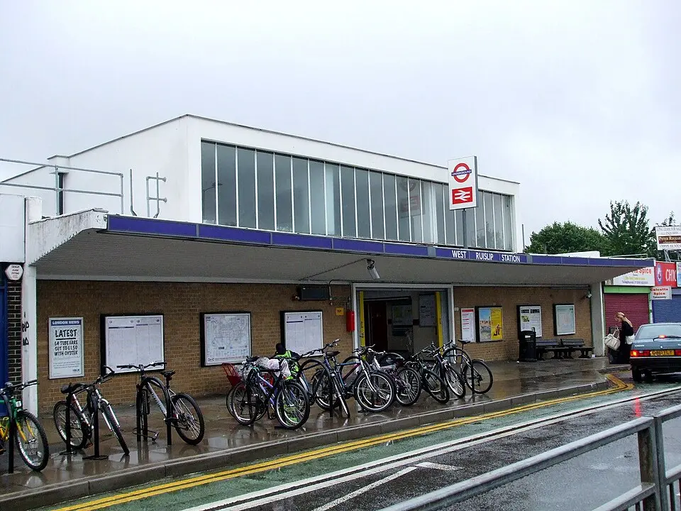 Bahnhof West Ruislip