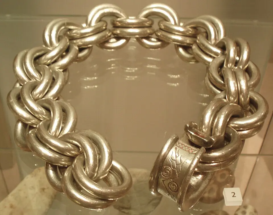 Whitecleuch Chain