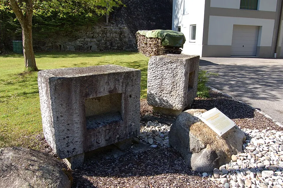 Zwei Widerlager des Schwarzenberger Schwemmkanals