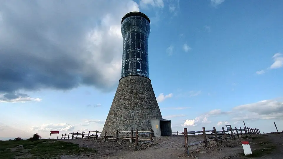 Wieża widokowa na Śnieżniku (2022)