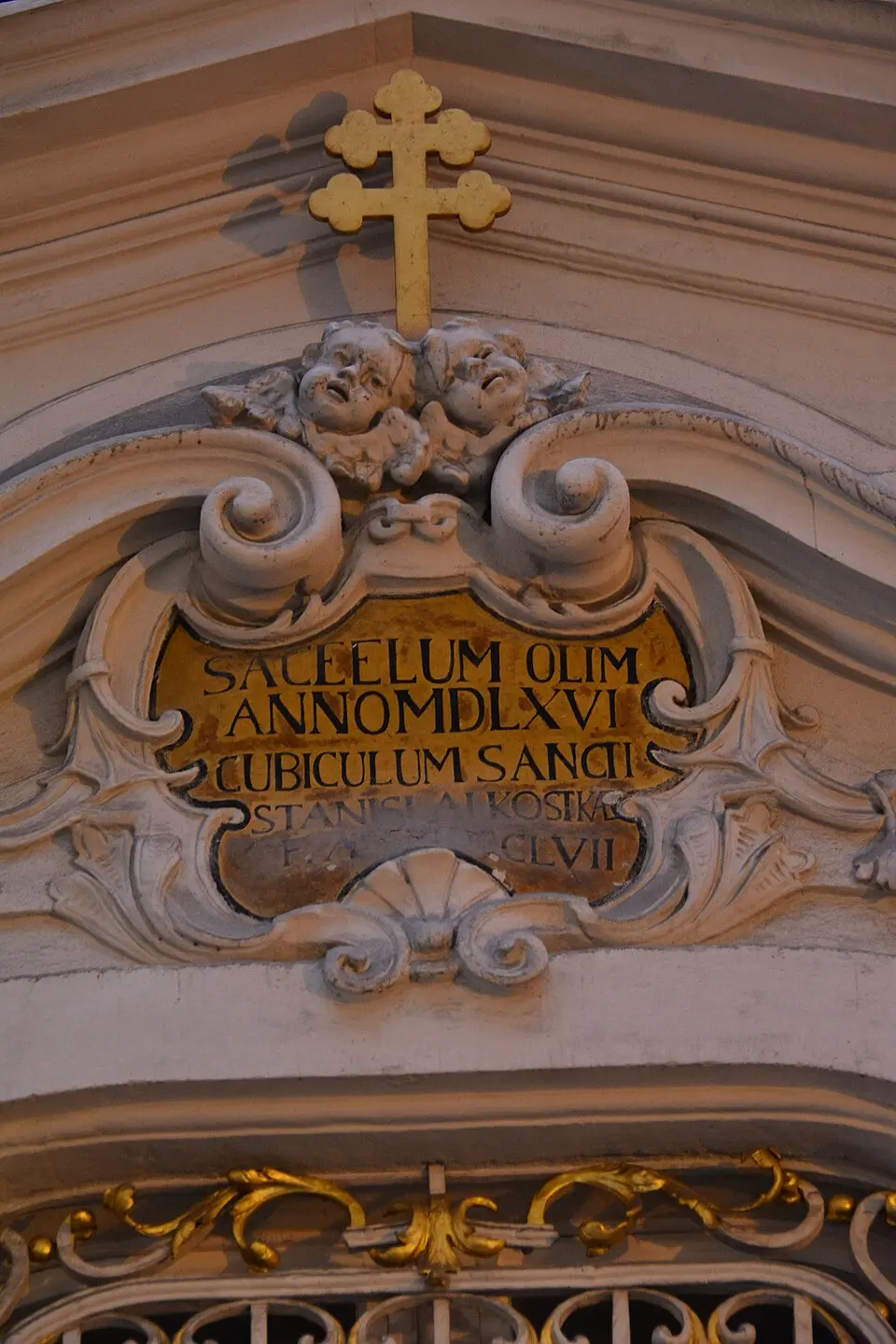 Obrázok: GuentherZ · CC BY-SA 3.0 Gedenktafel für Stanislaus Kostka (Wien, Kurrentgasse 2)