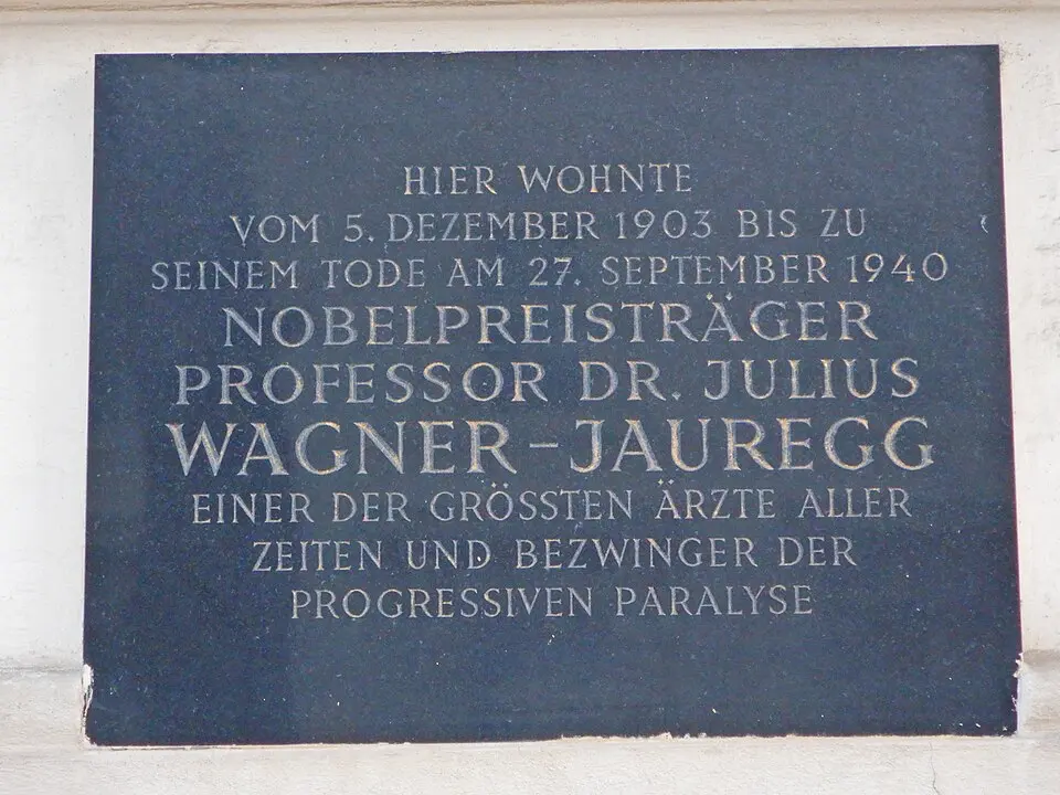 Gedenktafel für Julius Wagner-Jauregg (Wien, Landesgerichtsstraße 18)