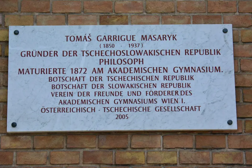 Gedenktafel für Tomáš Garrigue Masaryk (Wien, Beethovenplatz 1)