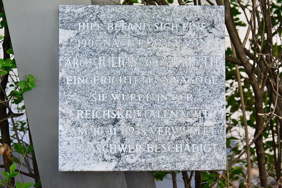 Gedenktafel für die Synagoge Dollinergasse (Wien, Dollinergasse 3)