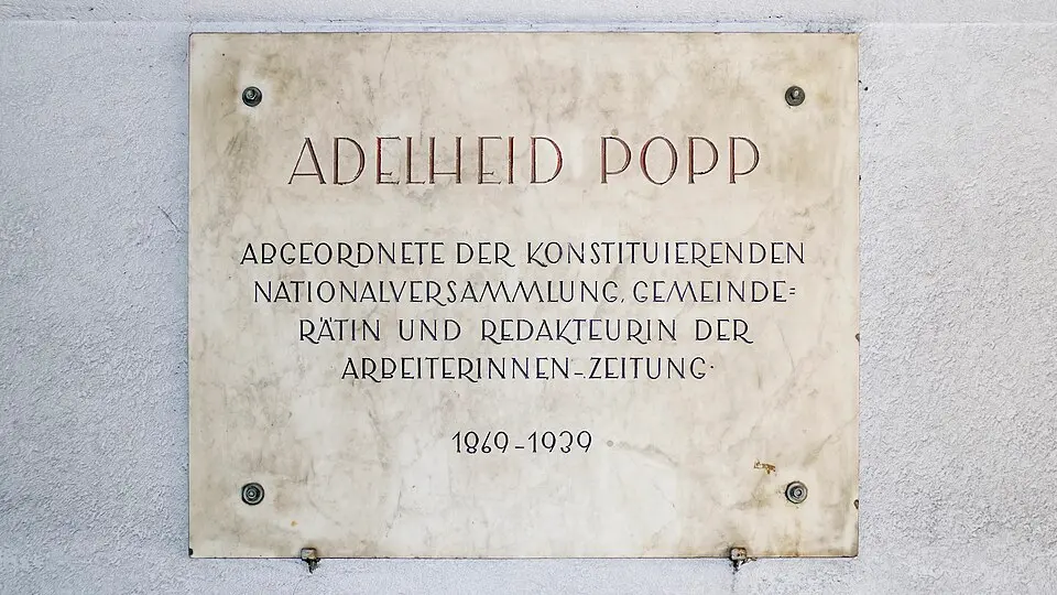 Gedenktafel Adelheid Popp