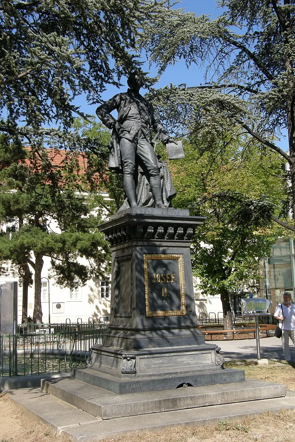 Persönlichkeitsdenkmal, Kaiser Josef II