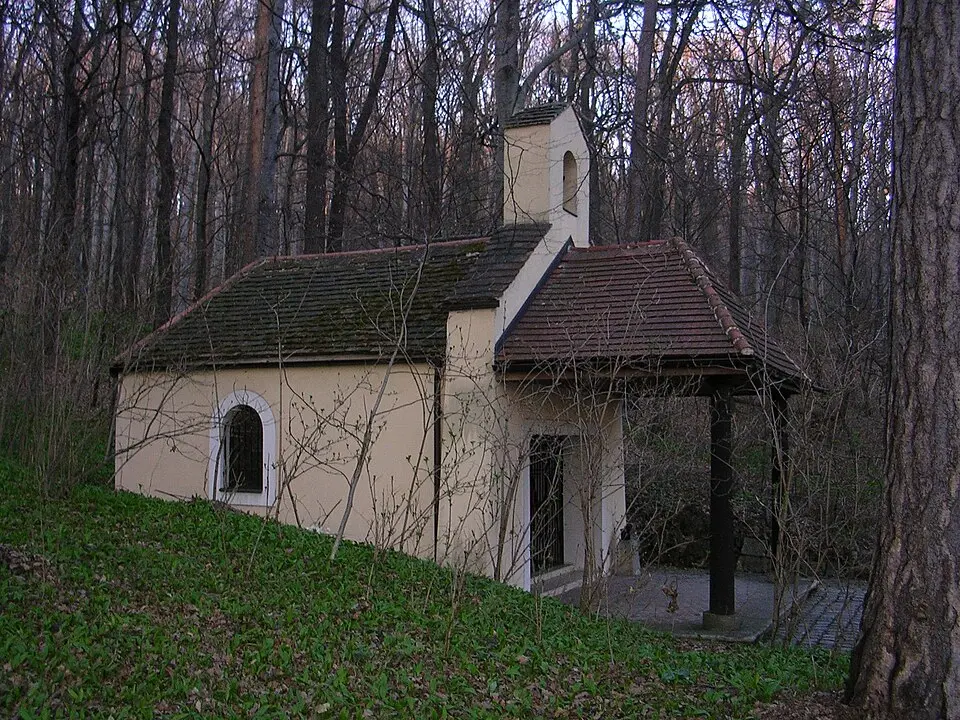 Naložil: Geiserich77 · CC BY-SA 3.0 Waldandachtskapelle Maria Einsiedeln