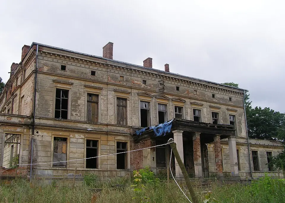 Pałac w Osiku