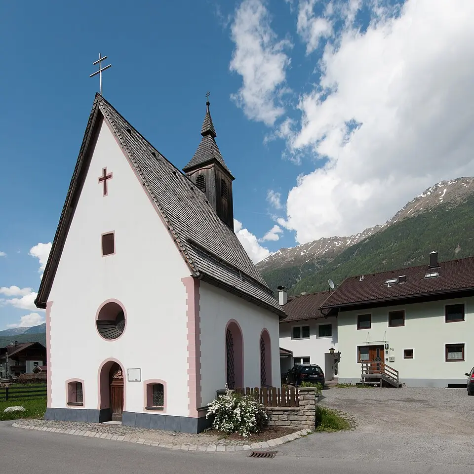 Obrázok: Ailura · CC BY-SA 3.0 AT Ortskapelle Mariahilf in Oberried