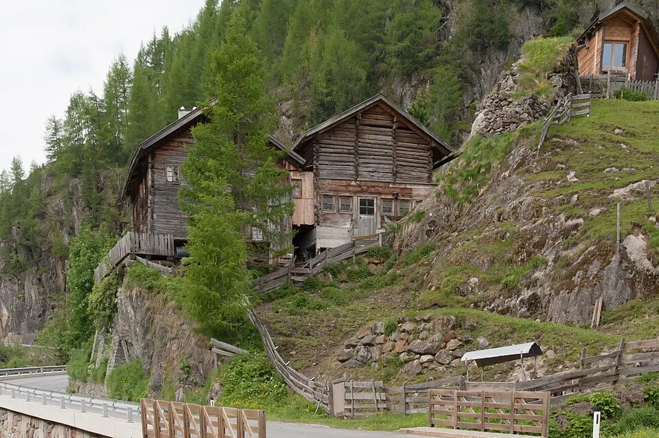 Bauernhof (Anlage), Roale