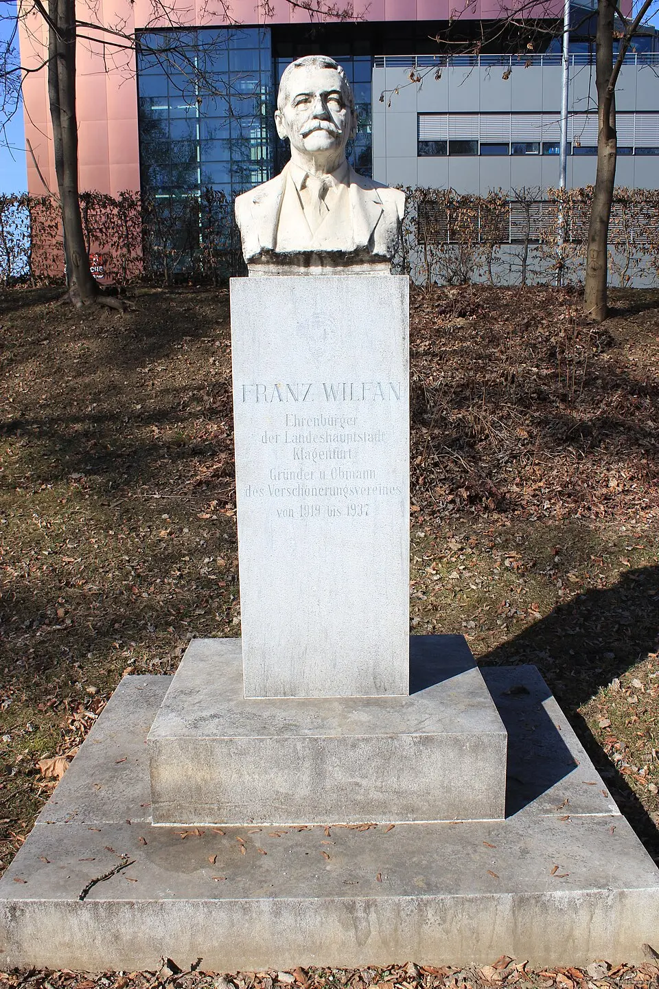 Klagenfurt, Wilfan-Denkmal