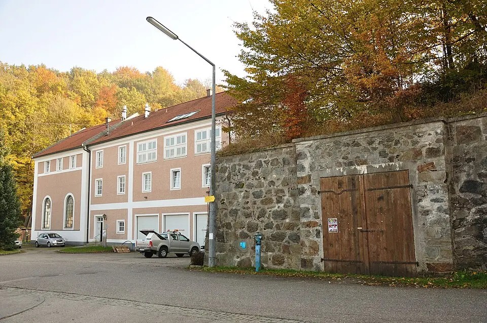 Neues Brauhaus mit Kelleranlage