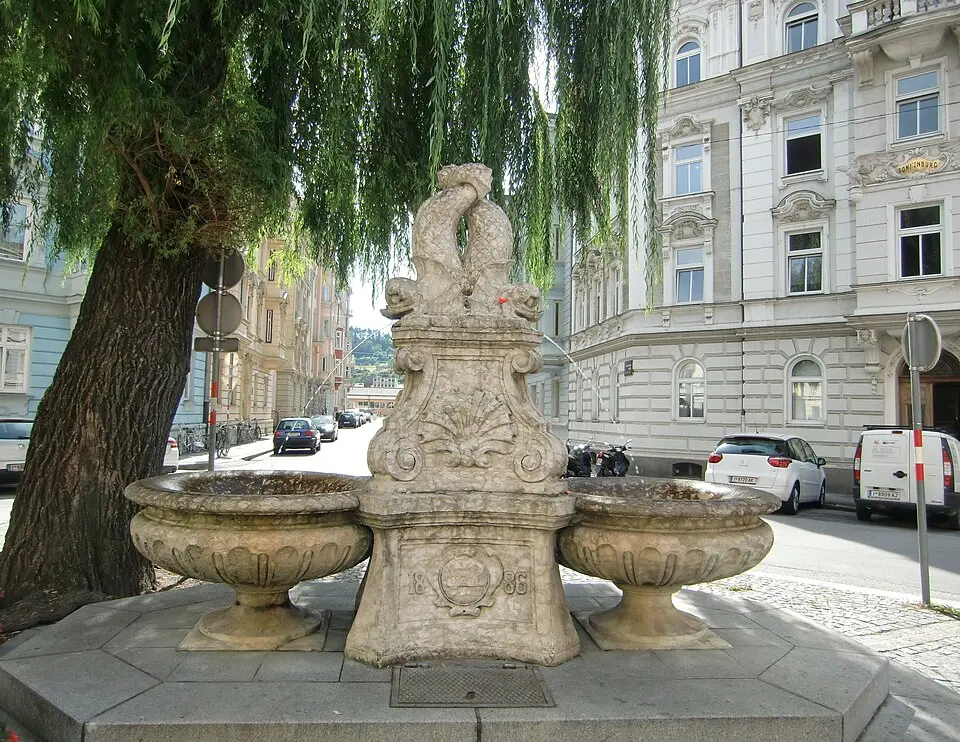Brunnen