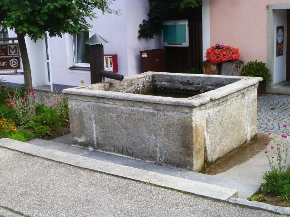 Obrázok: Luckyprof (talk) · CC BY-SA 3.0 AT Brunnen