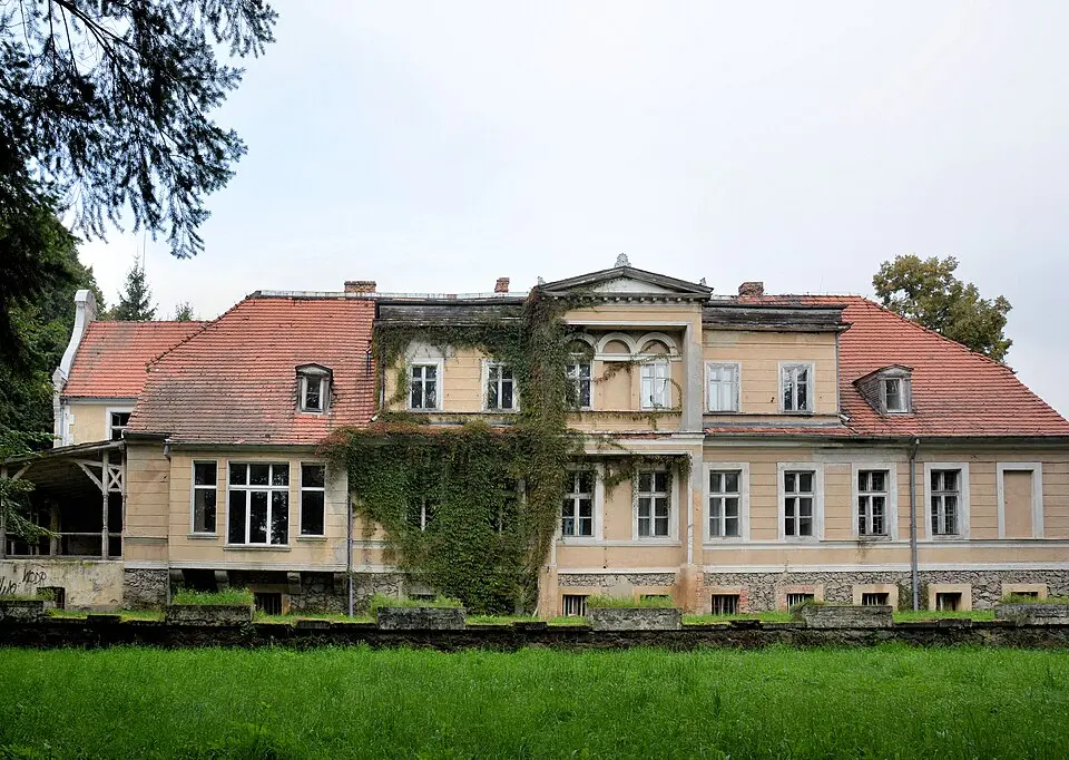 Pałac w Barzkowicach