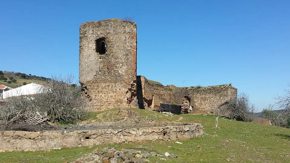 Castillo de Salvaleón