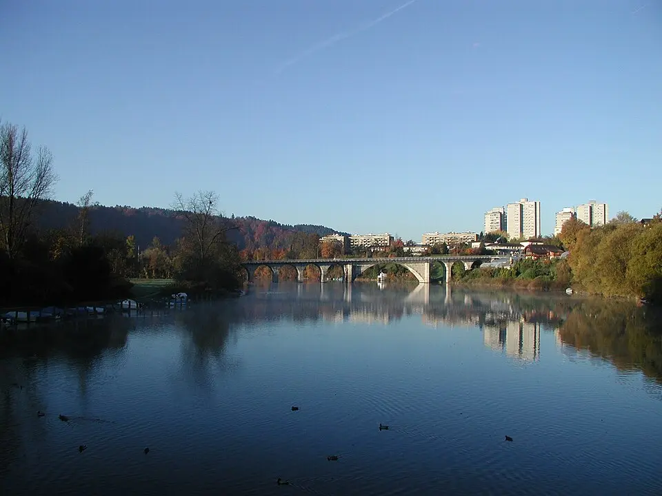 Bild: Adrian Sulc (Hinterkappelen at de.wikipedia) · CC BY-SA 3.0 Wohlen bei Bern