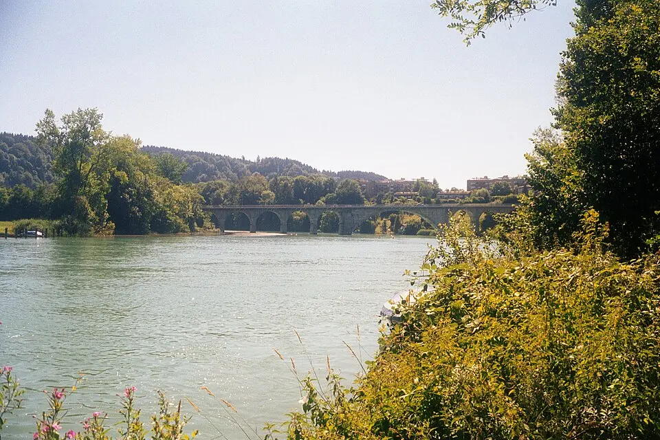 Immagine: P. Rui on de.wikipedia · CC BY-SA 3.0 Wohlensee