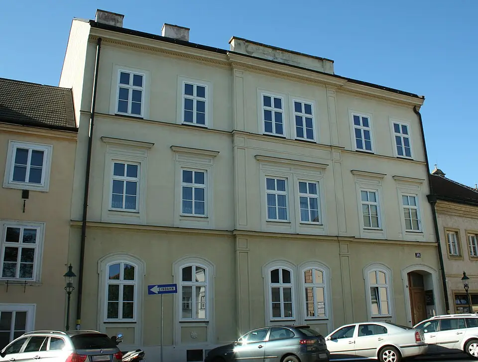 Kép: GG9-4 · CC BY-SA 3.0 AT Wohnhaus