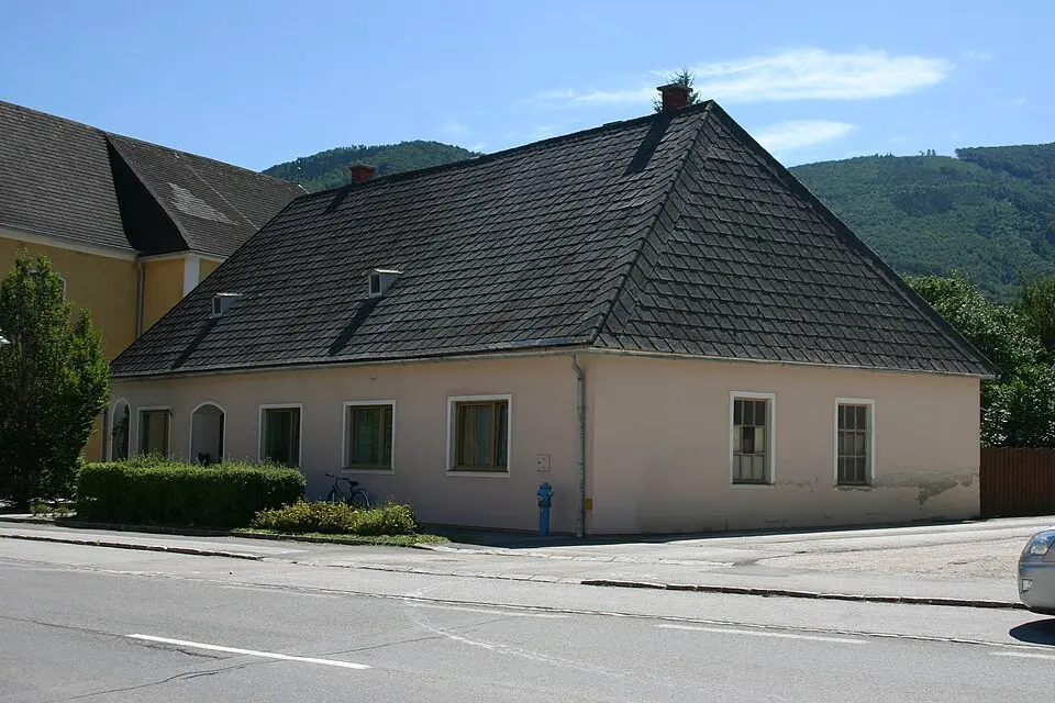 Wohnhaus, ehem. Schule