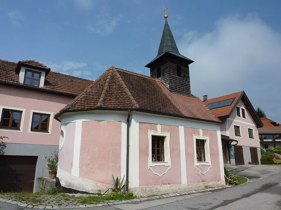 Image: BSonne · CC BY-SA 3.0 Ortskapelle Wolfenreith