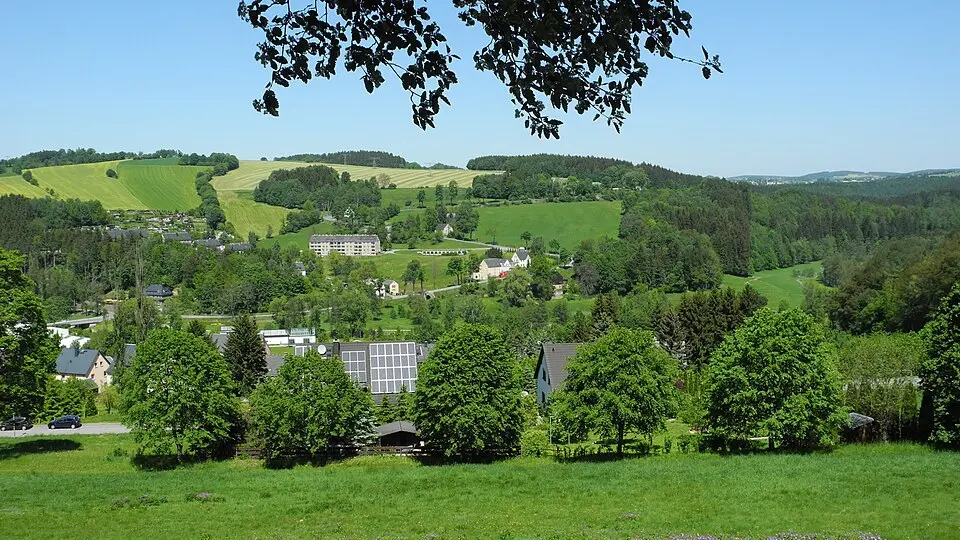 Slika: Franzfoto · CC BY-SA 3.0 Thermalbad Wiesenbad