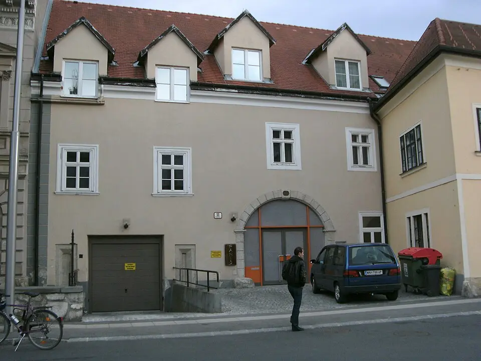 Image: Wolfgang Glock · CC BY-SA 3.0 Bürgerhaus