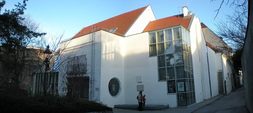 Image: Wolfgang Glock · CC BY-SA 3.0 Museum St. Peter an der Sperr