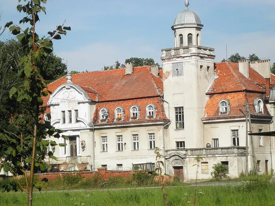 Palace in Wronów