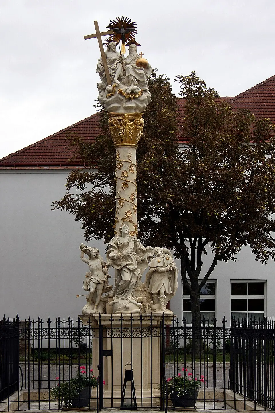 Pest-/Dreifaltigkeitssäule