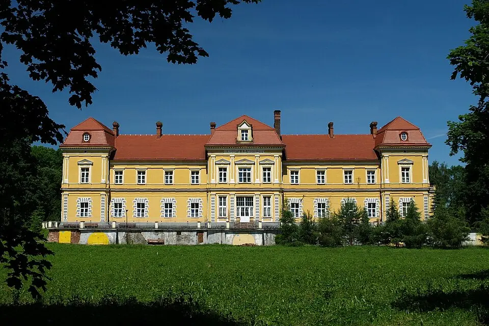 Pałac, ob. dom pomocy społecznej