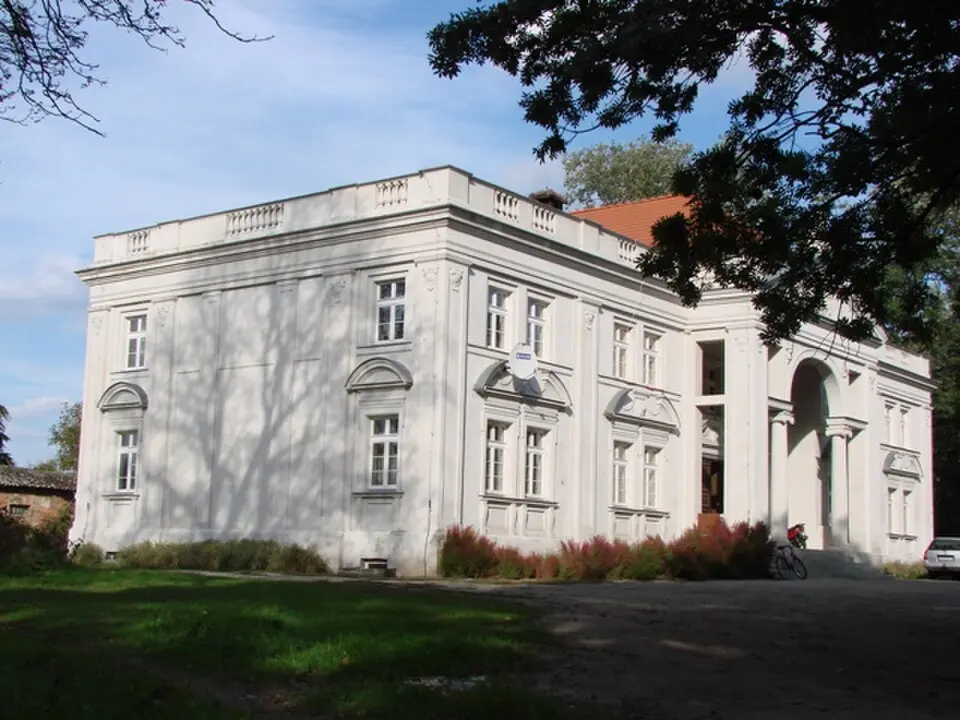 Pałac w Węgierskiu