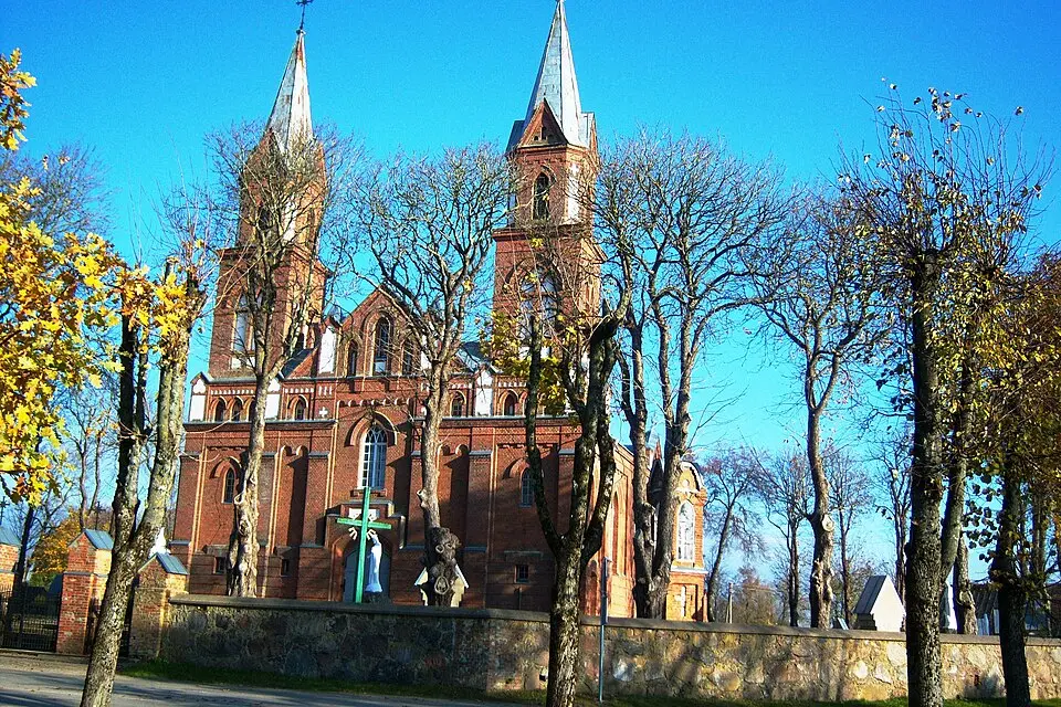 Ylakių Viešpaties Apreiškimo Švč. Mergelei Marijai bažnyčia