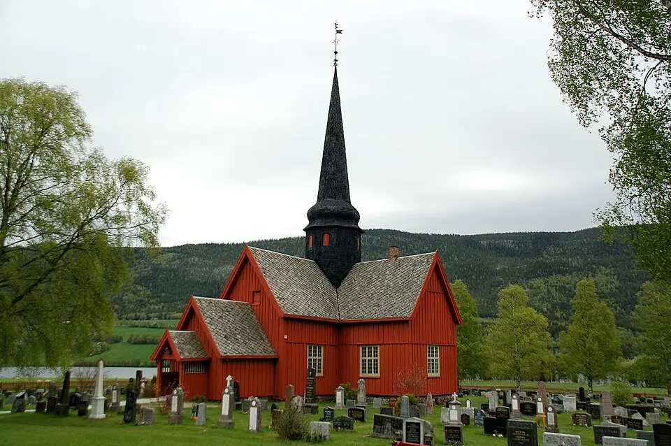 Ytre Rendal kirke