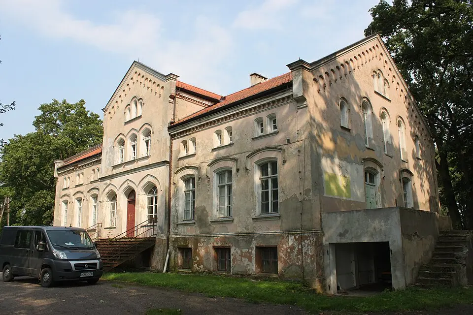 Pałac w Zalesiu
