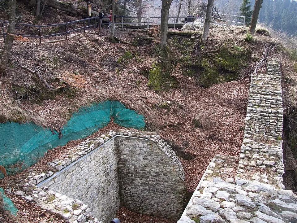 Pieninský hrad