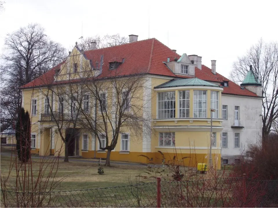 Bild: Jstojanov · CC BY-SA 3.0 Starý zámek Ratboř
