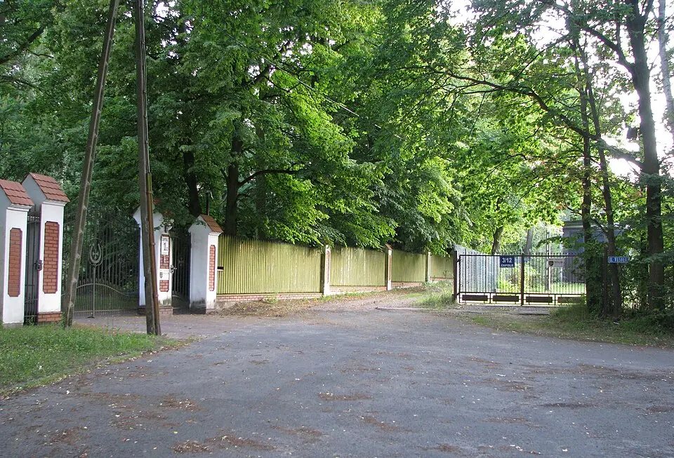 Zapole
